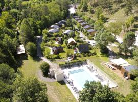 Camping La Ferme de Castellane โรงแรมในกาสเตลลาน