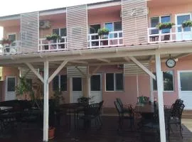 Casa Ultraviolet