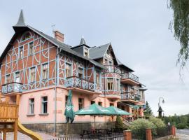 Hotel Pacifik, hotel in Hamr na Jezeře