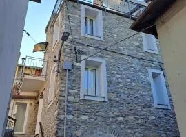 Rustico in pietra 16mo secolo