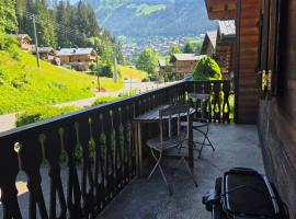 Chalet Le Saint Bernard - Sauna - Alp'in C - Châtel, hotelli kohteessa Châtel