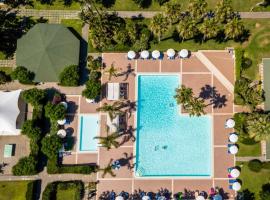 Nicolaus Club Le Dune Beach, hotel in Messina