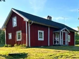 1 Bedroom Beautiful Home In Svinaberga