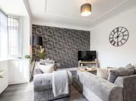 Spacious & Bright 3 Bedroom House in St Helens