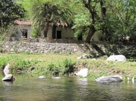 La Casona del Río, casa de temporada em Valle Hermoso