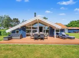 Holiday Home Ronna - 160m from the sea by Interhome