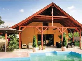 CUKROS Villa