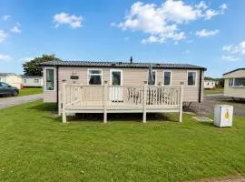 6 Berth Caravan With Decking At Sunnydale Holiday Park Ref 35243Kg