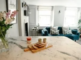 Luxury Georgian Townhouse Heart of Bath Sleeps 4