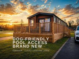 New Luxury Lodge, Dog Friendly, Swimming Pool, Sleeps 6 - The Debonair, hotel in Carnforth