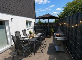 Chalet Schneeliebe für 10 Personen mit Terrasse, hotel en Winterberg