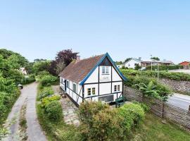 1102-N-Hundested-Skansevej-45, hotel em Hundested