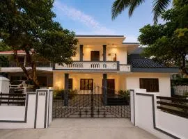 Chooravelil Villa, Adimali - Family Stay Near Munnar