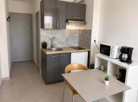 Studio - Marina 4 - 17 allée des Pinons - 2-1
