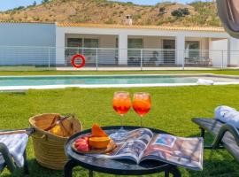 Villa Vista Hermosa Olvera by Ruralidays, hotel en Olvera