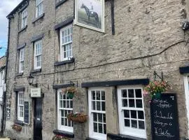 The Dante Arms