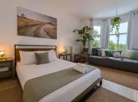 Central Limoilou 7 guests AC 2 Free Parking