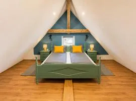 Bergauszeit Alte Post Ferienhaus im Allgäu mit Garten, Bach & Spielplatz