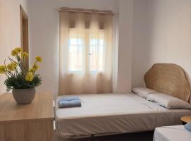 Cala Queralt Hostel, hotelli kohteessa Sagunto