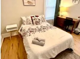 Private Room Near SU Dome Hospitals and Downtown