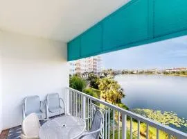 Boutique studio walking distance to the Gulf- resort pools & amenities