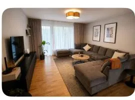 Apartment in Hyllie Emporia, free parking