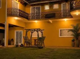 Villa das Calliandras