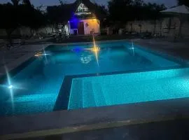Dolphin Paradise Kizimkazi Mkunguni, Zanzibar
