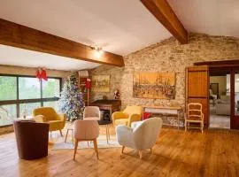 Domaine-Vignoble-piscine-jacuzzi-sauna