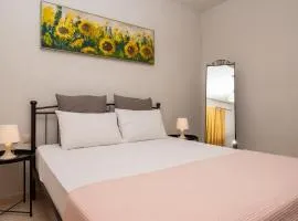 Marlen Luxury Studios & Apartments