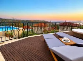 Villa Undina - Luxury Villa with Stunning Sea View, Pool & BBQ