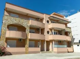 Aurelius Apartments