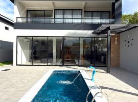 Casa 03 suites Maragogi Japaratinga, ξενοδοχείο σε Japaratinga