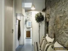 Elegant Cycladic Home Near Mykonos Town, E81