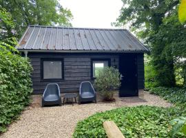 'T Zand Bed & Breakfast, хотел в Echteld