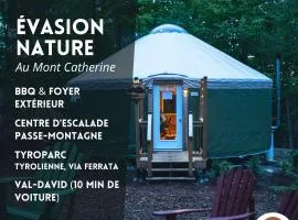 Spacious Yurt in the Woods
