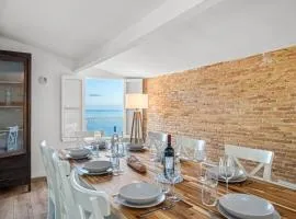 CHATEAU D'AZUR appartement vue mer vieille ville