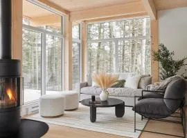 Fjall Cabin - Luxury retreat with Sauna