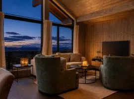 Danebu Lodge med badstue og panoramautsikt