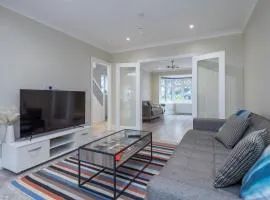 A wonderful and spacious house in a charming road