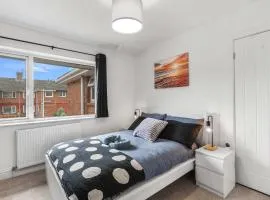 Contractor Stay - WI-Fi - Pet Friendly - Parking