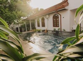 Airport Transit Villa, hotel i Minuwangoda