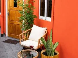 DOLFIJN STUDIOS Comfortable 1BR Apartment Fast WiFi AC North Paramaribo