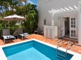 Refreshing 2bed Townhome walking distance to beach