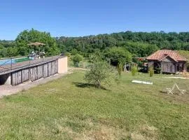 Awesome Home In Saint-Sulpice-De-Rouma