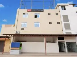 OYO Townhouse Oak Fazalganj Formerly RR Grand