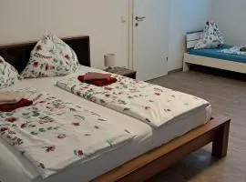 Apartment Top 3 mit 4 Betten BESTROOMS eU