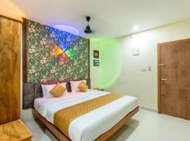 Hotel Beverly Residency - Nileshwar, מלון בNīleshwar