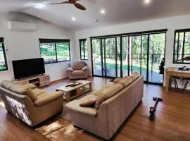 Oakey Creek Retreat