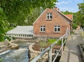 Charming 45 M House In Peaceful Setting